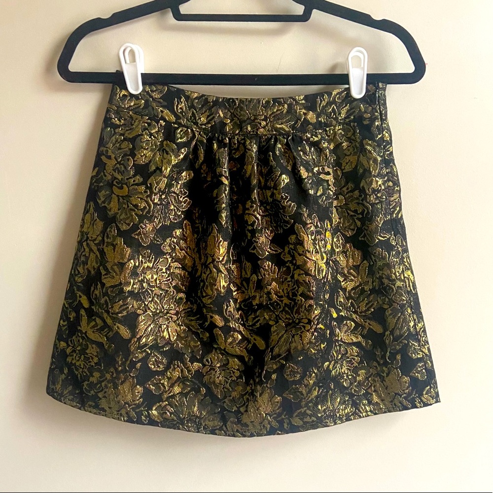 Francesca’s black and gold skirt